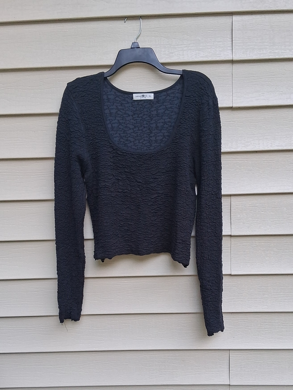 NATURAL LIFE  Textured Scoop-Neck Long Sleeve Crop Top - Slim Fit